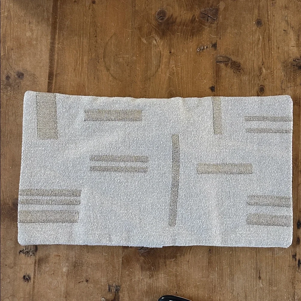 WEST ELM HANDCRAFTED PILLOW COVER NEW JUTE